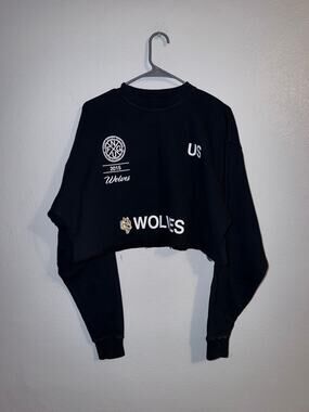 NWT Darc Sport Wolves Club SHE cropped crewneck sweatshirt